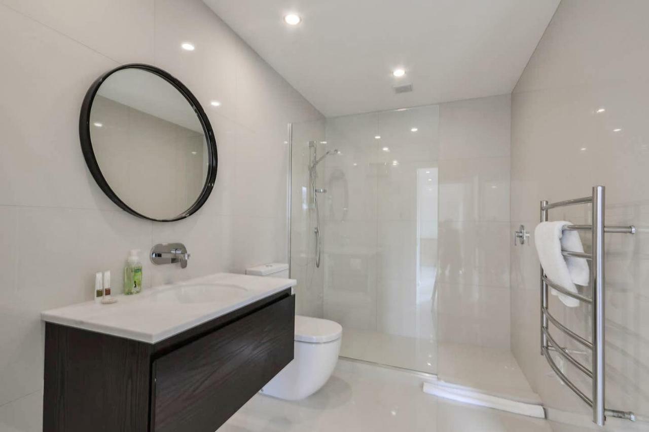 Executive Living In Bluewater - 3 Bedroom Queenstown