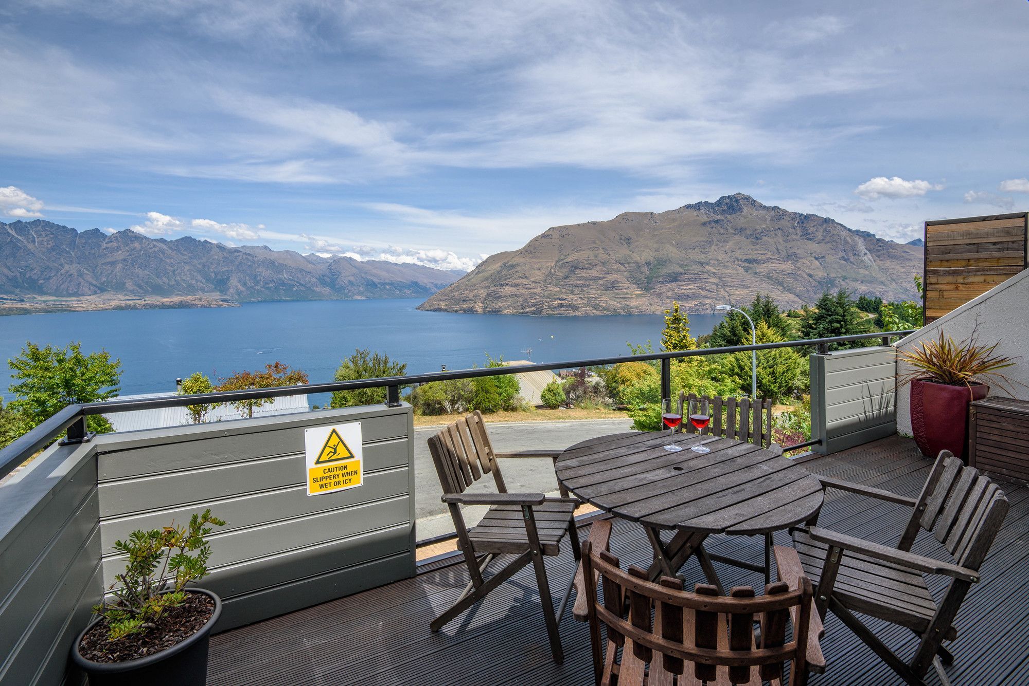 Panoramic Views On Greenstone Place * Queenstown