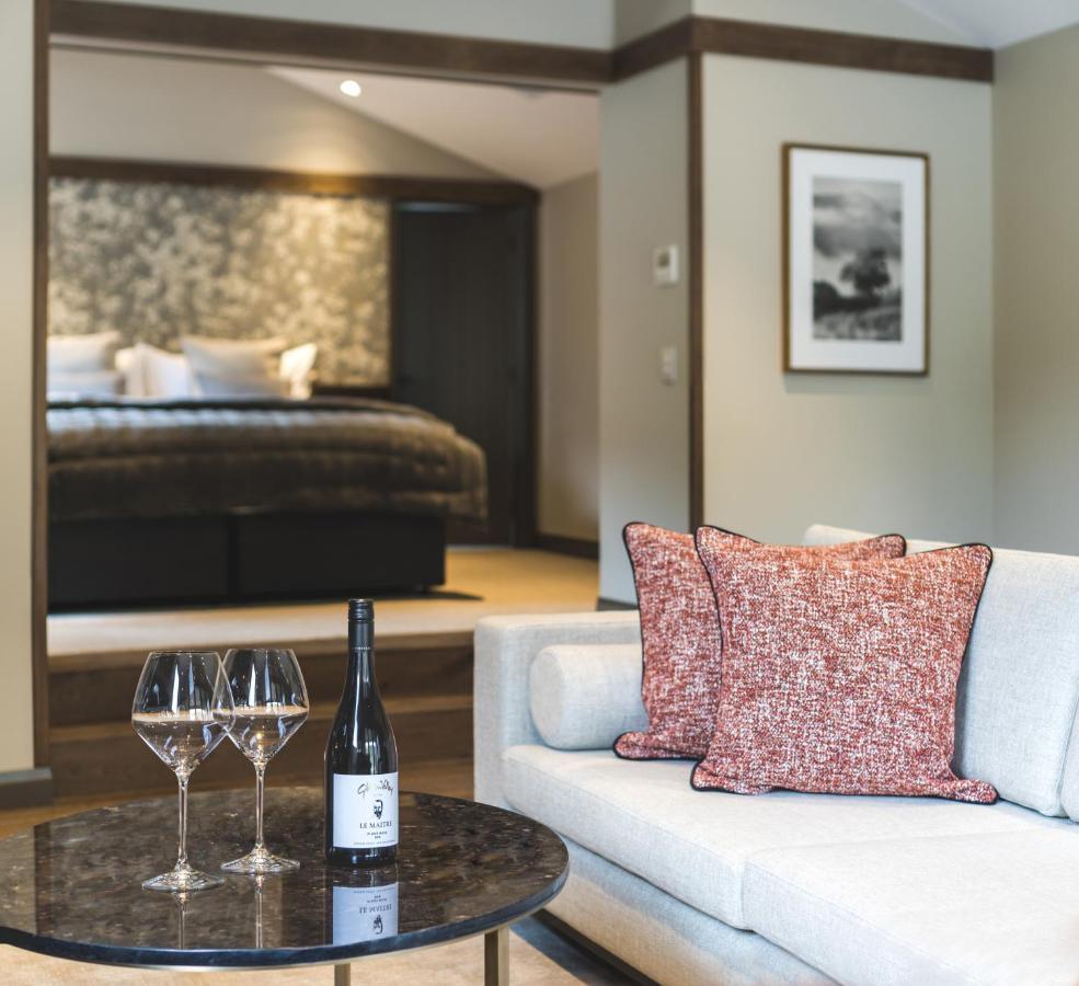 Hotel Gibbston Valley And Queenstown