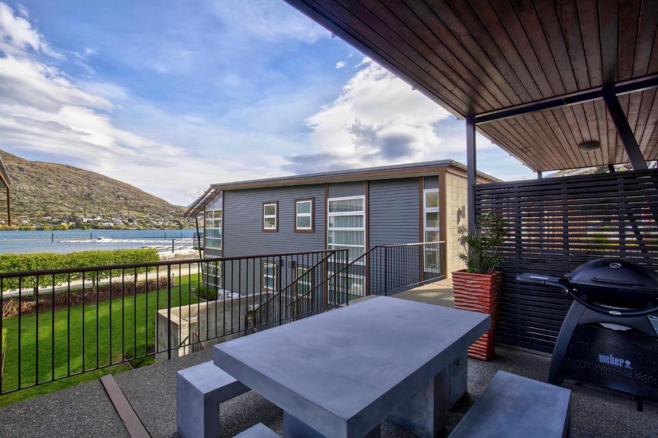 Apartment Lakefront Marina