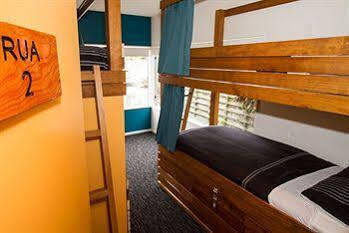 Hostel Haka House *