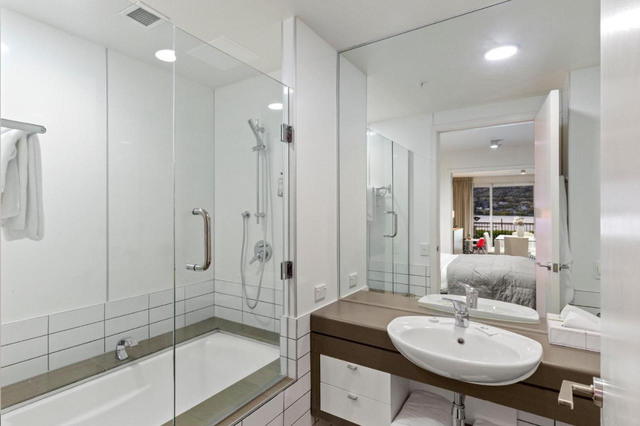 Apartment Lakefront Marina