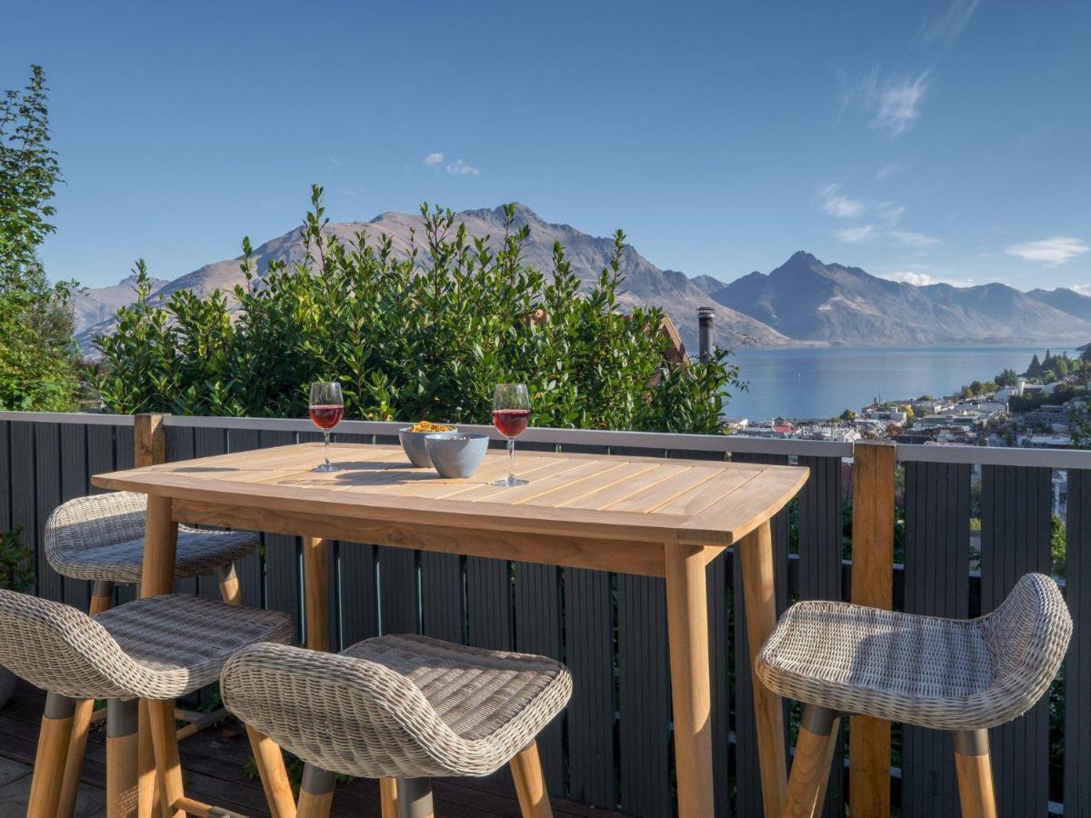 Lake Views On Malaghan Apartment Queenstown