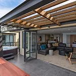 Beacon Lakeside Luxury 908 - 3 Bedroom