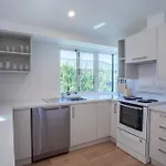 Ruru Retreat- Free Parking- Hot Tub- Walk To Town