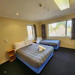 Pinewood Lodge