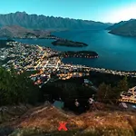 Base Backpackers Queenstown