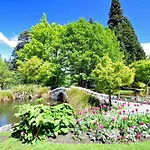 Base Backpackers Queenstown