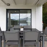 Villa Awa- Lake Views- Bbq- Ac- Garage