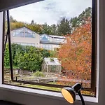 Brian\'S Crib