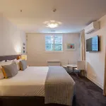 Marina Apartments - Element Escapes