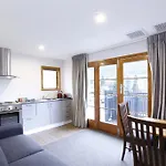 Pinewood Houses And Apartments