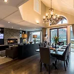 Commonage Villas By Staysouth