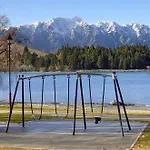 Esplanade Queenstown By Staysouth