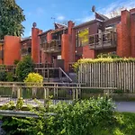 Penrich Court Apartment