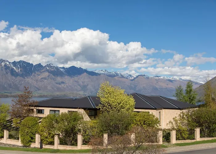 Aspen Grove Villas