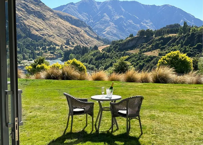 Tucker Beach Private Exclusive Retreat