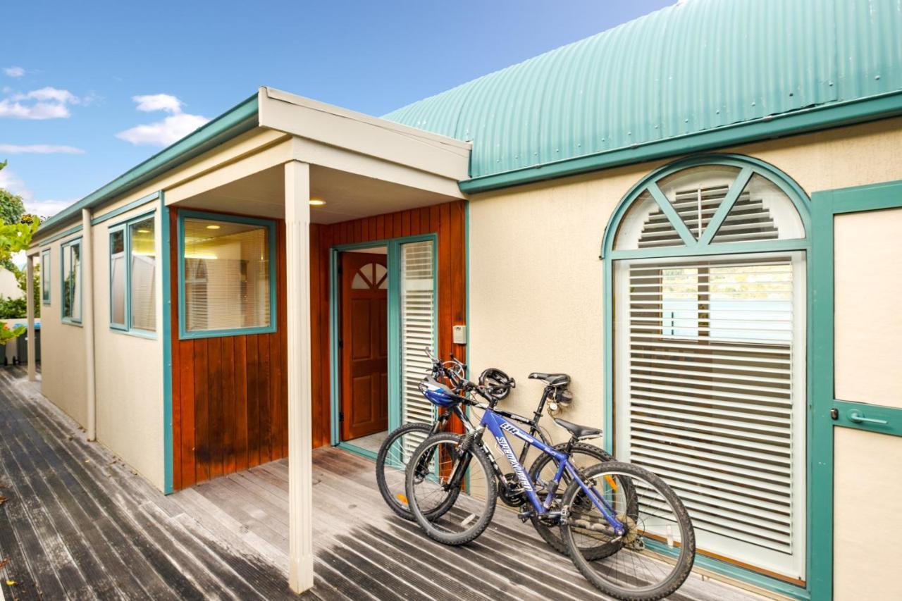 Huge Lakefront Delight - Holiday home Queenstown