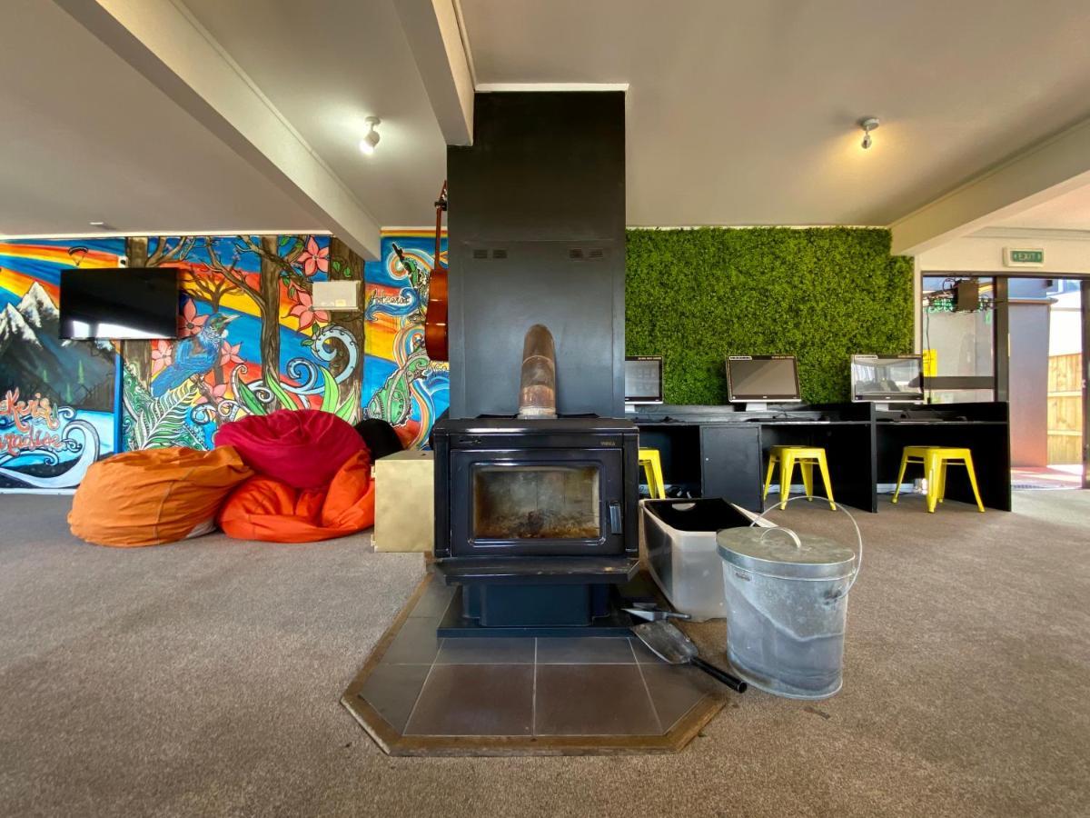 The Black Sheep Backpackers Hostel Queenstown