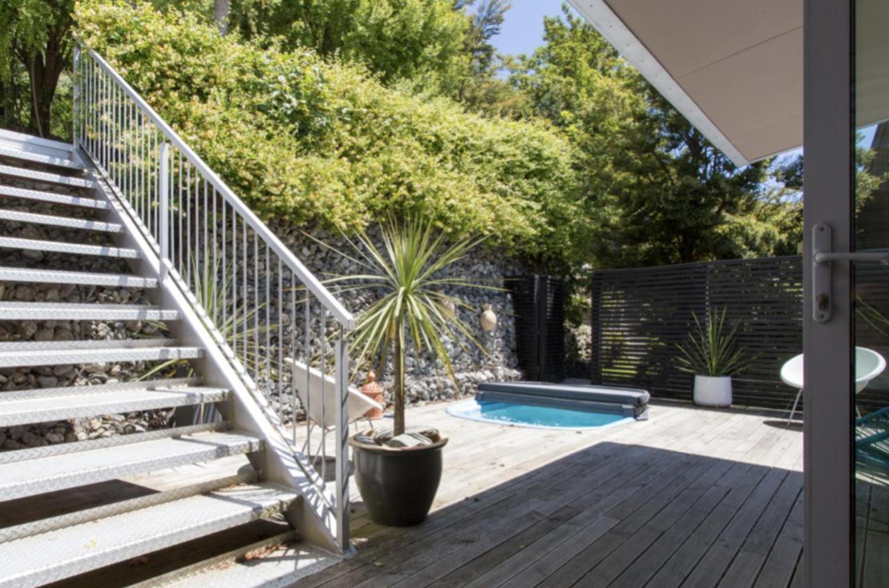 Treehouse Escape - Private Pool Holiday home Queenstown