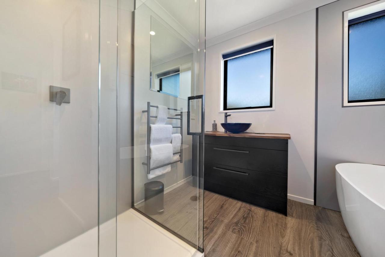 The Gables - - Beautiful, Stylish, Newly Renovated 4 Bedroom