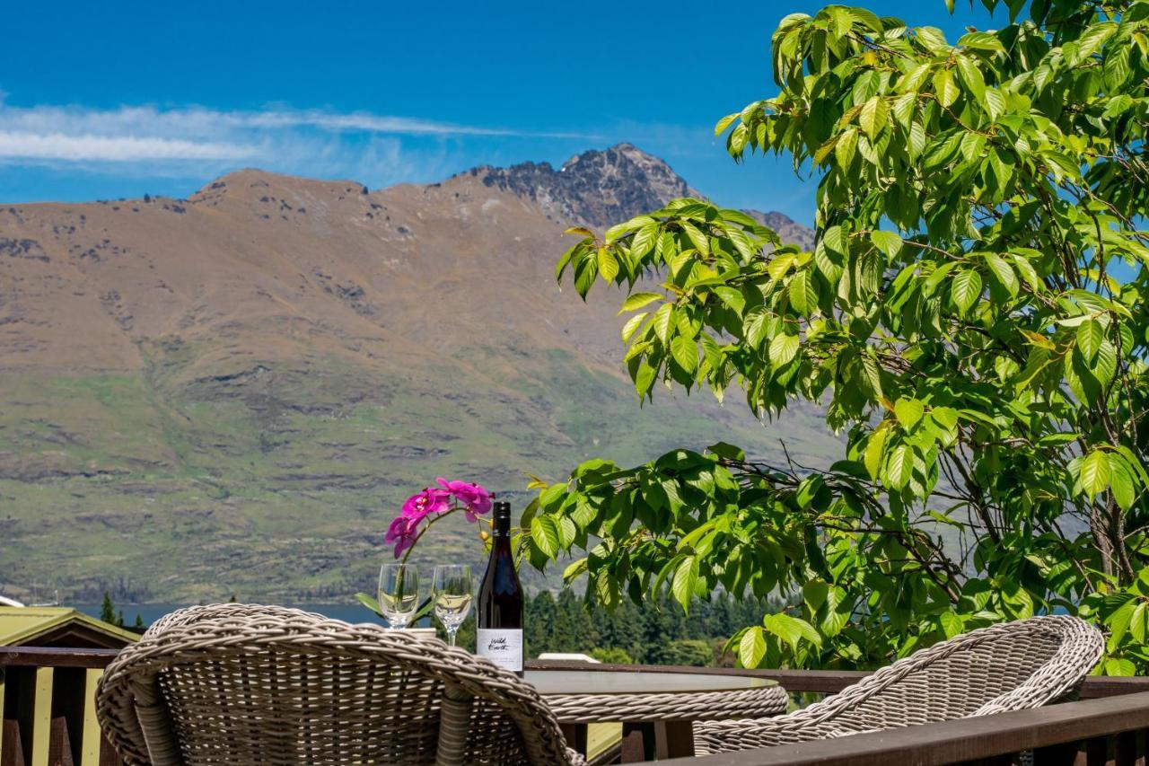 Town Centre Location With Stunning View - Unit 1 Apartment Queenstown