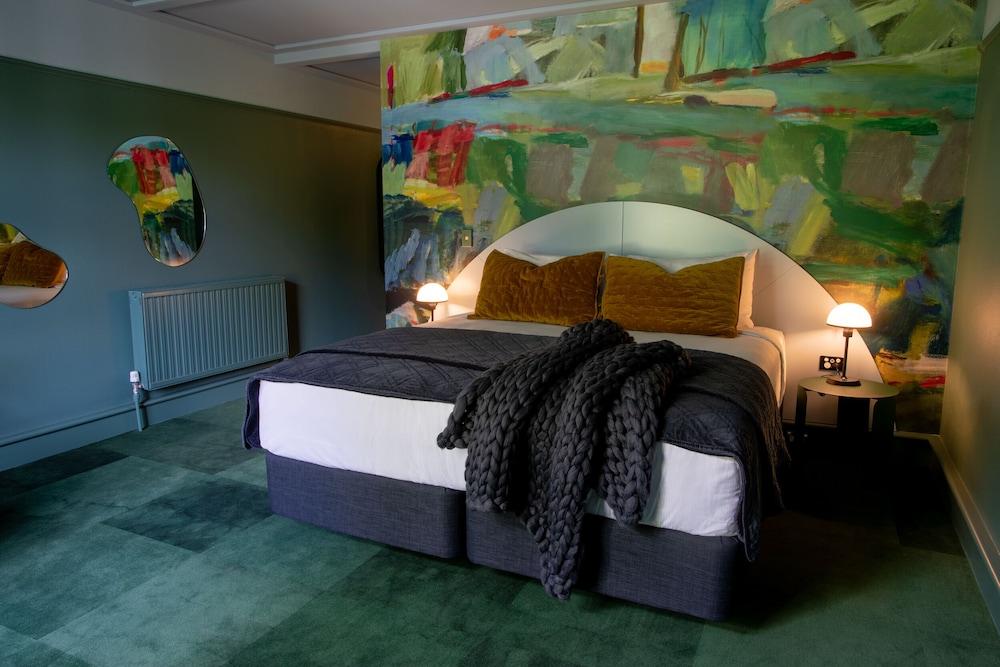 Hotel The Central Private By Naumi