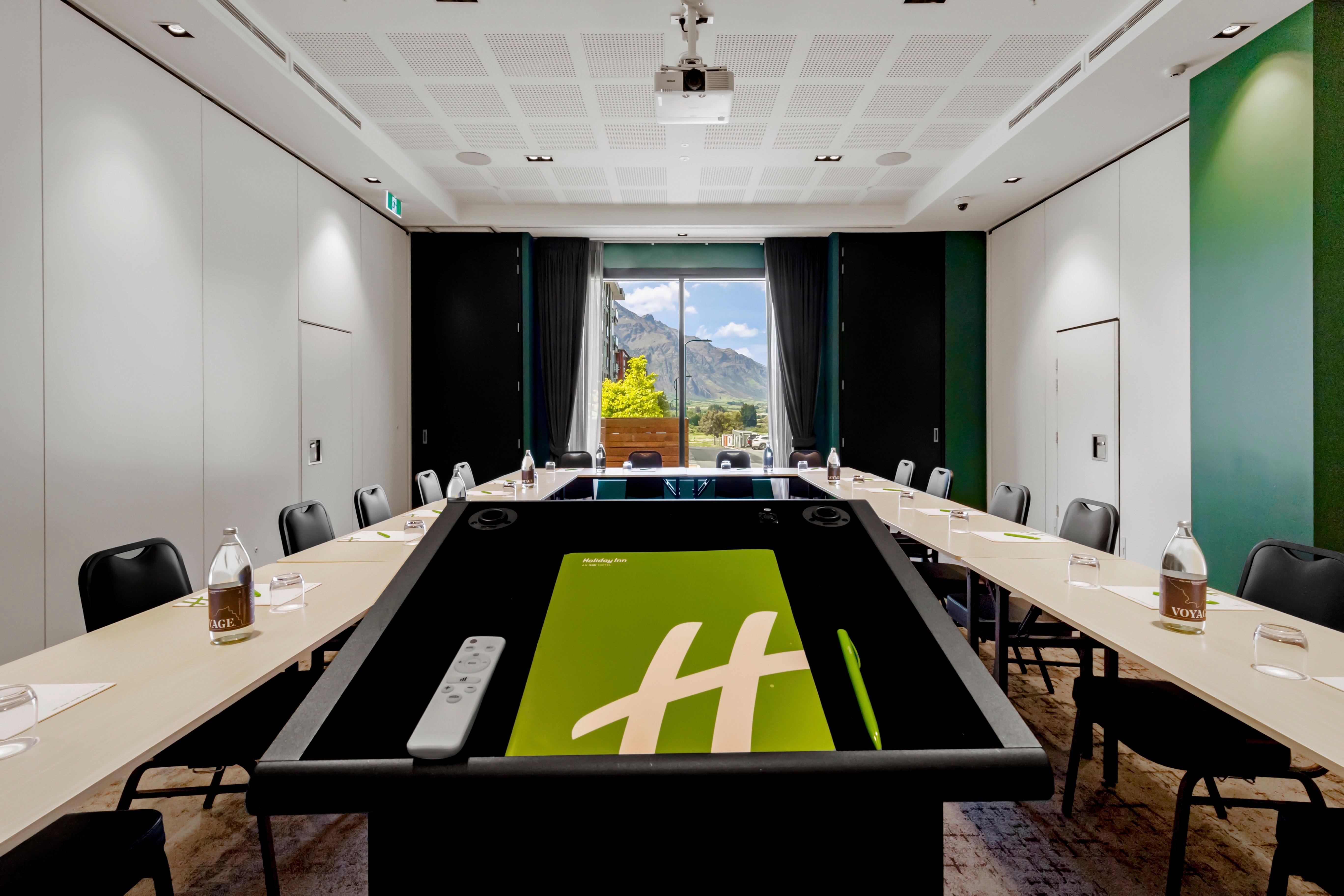 Remarkables Park Hotel