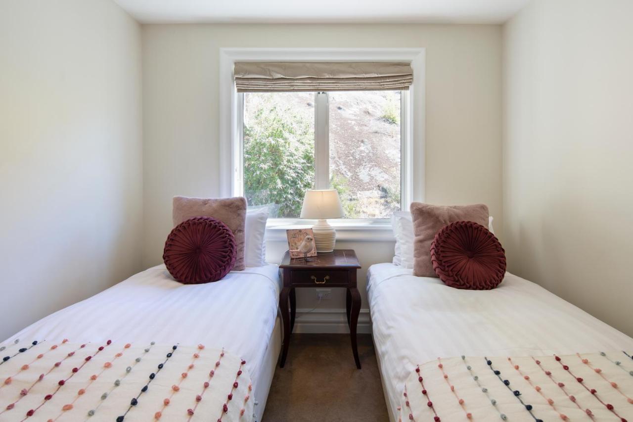 Manuka Apt Walk To Town Access Gas Fire Apartment