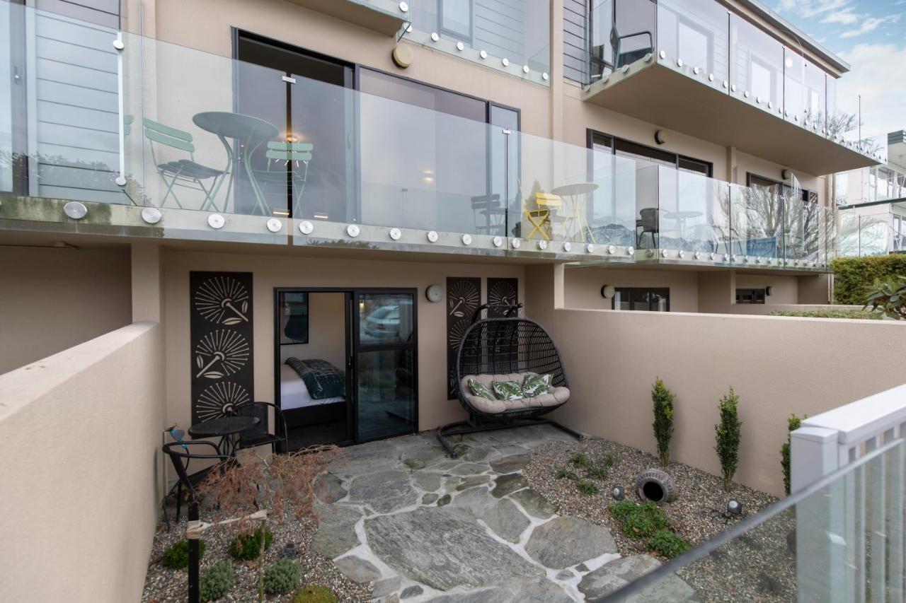 Apartment Tahuna Lakefront Luxury, Location *