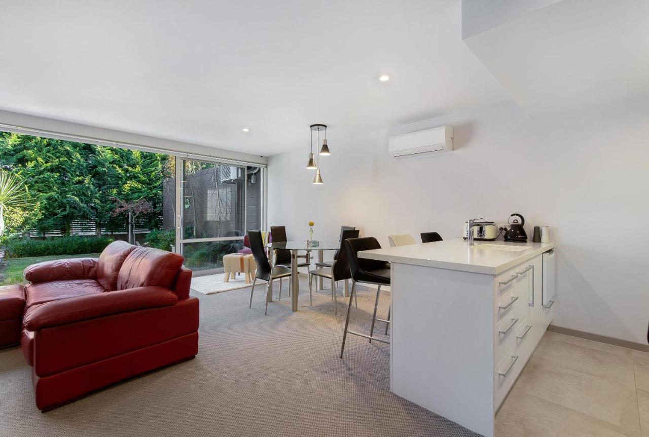 The Escape Apartment *
