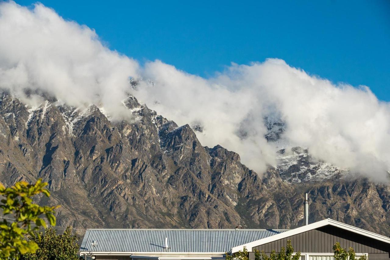 And Mountain View Living Holiday home *