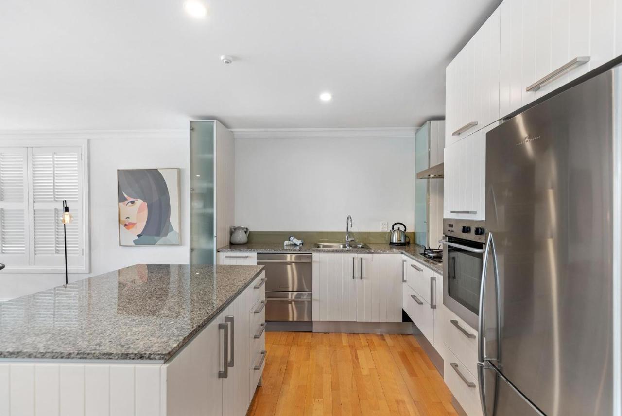 Apartment Beacon Lakeside Luxury 908 - 3 Bedroom Queenstown