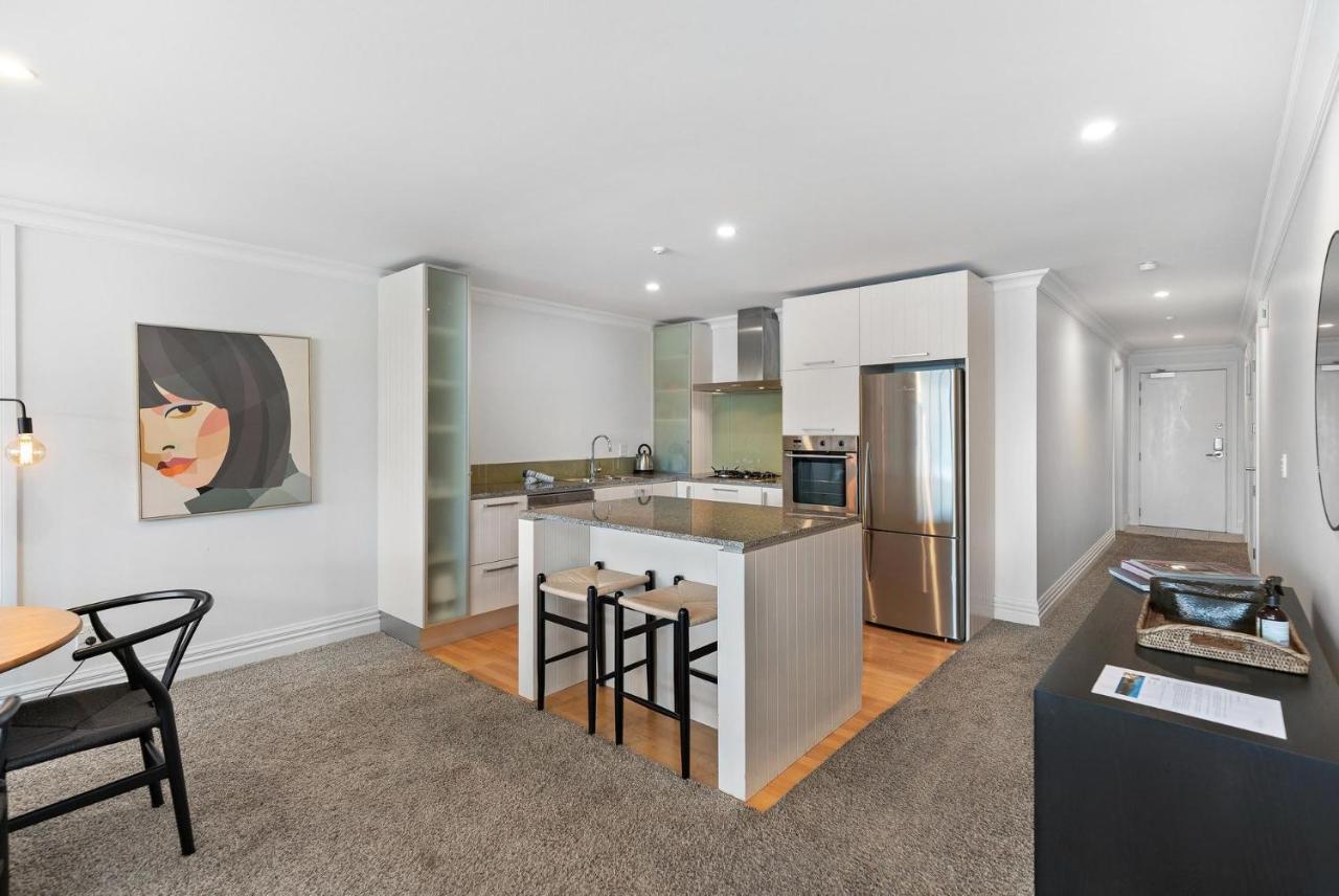 Apartment Beacon Lakeside Luxury 908 - 3 Bedroom Queenstown