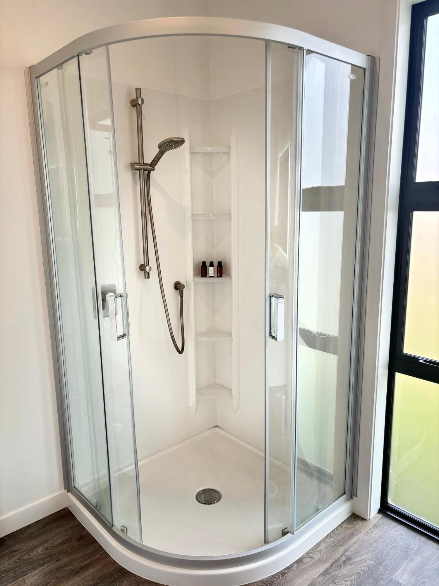 Chic Mountain-view 2br In *