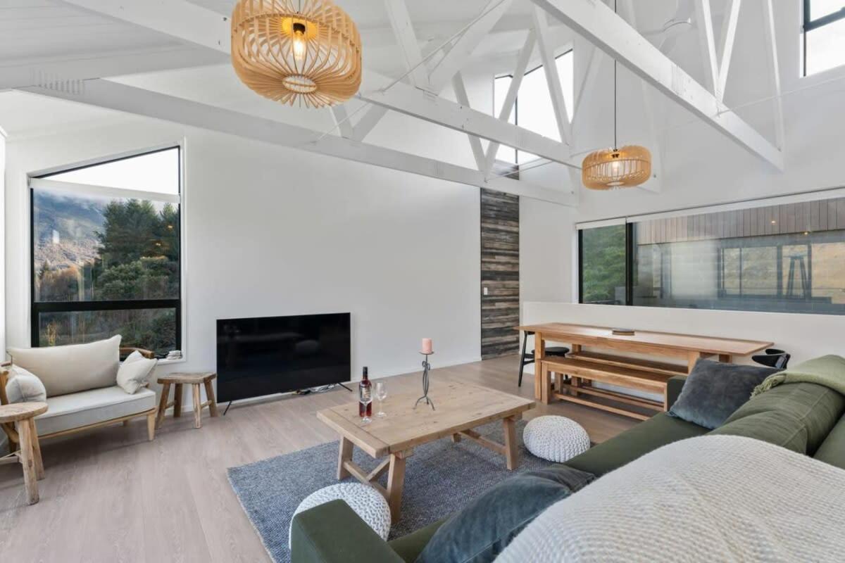 Chateau Shotover Holiday home