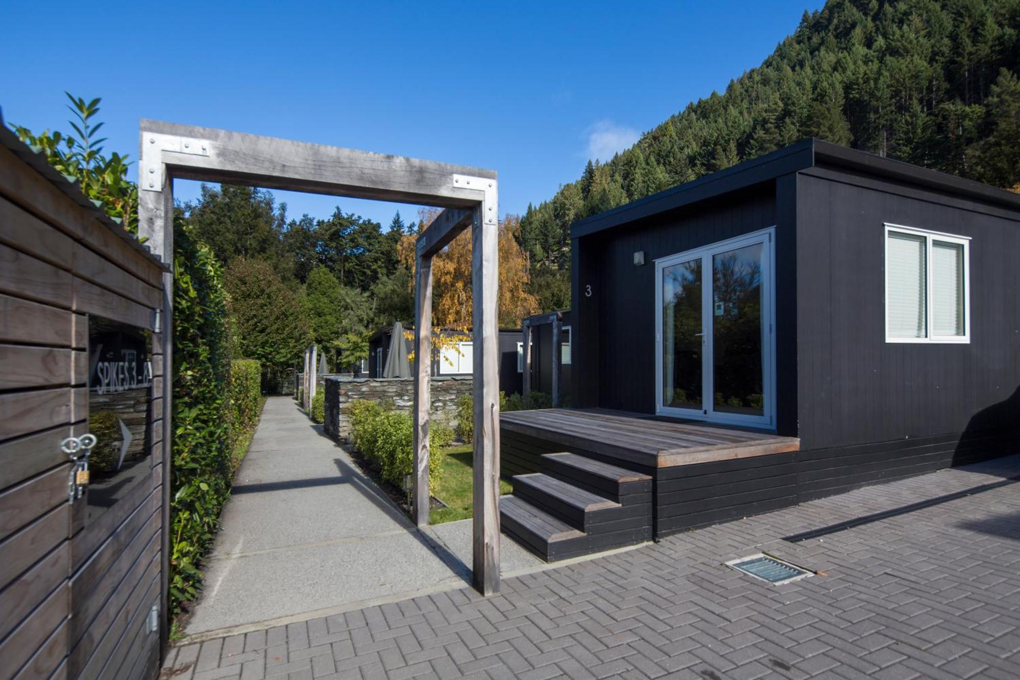 Pinewood Hostel Queenstown