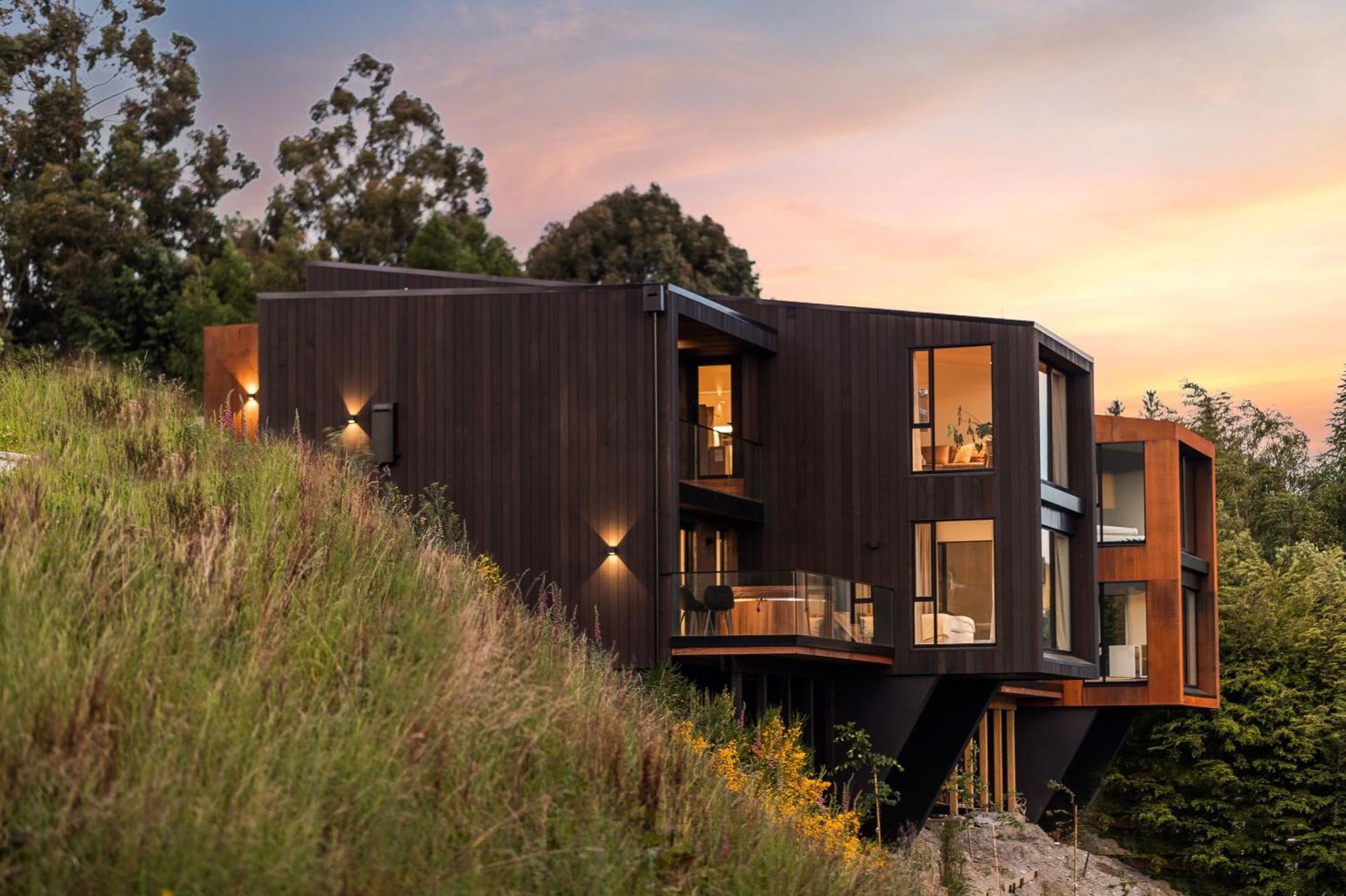 Stunning Mountain Views In Queenstown-hot Tub Holiday home Queenstown