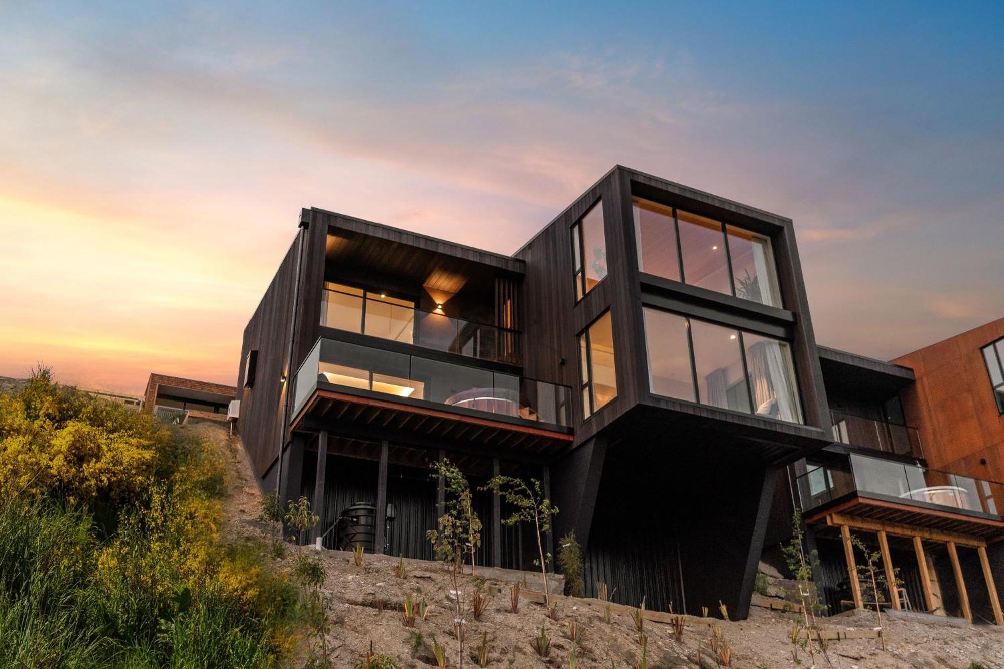 Holiday home Stunning Mountain Views In Queenstown-hot Tub *