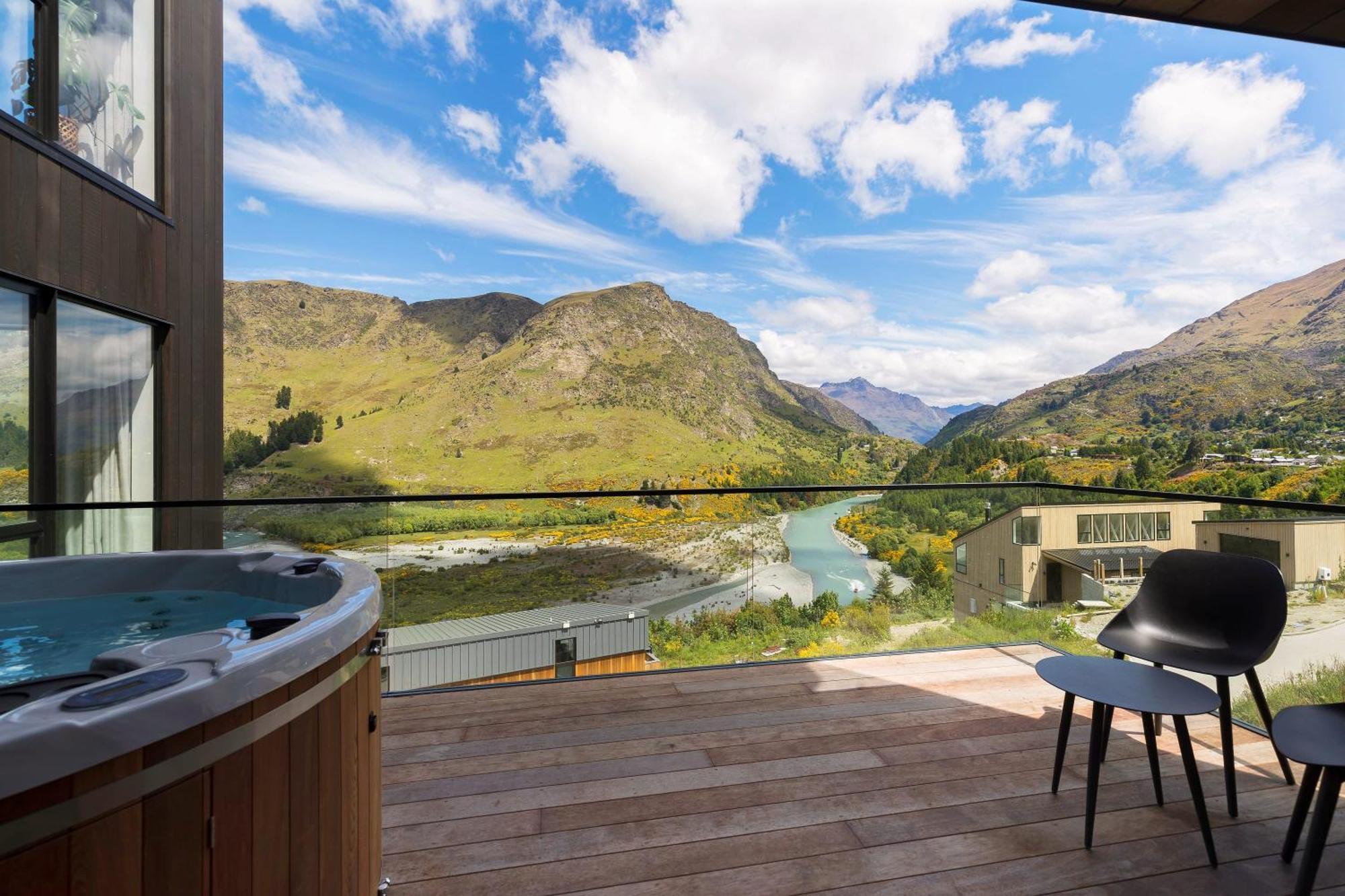 Stunning Mountain Views In Queenstown-hot Tub * Queenstown