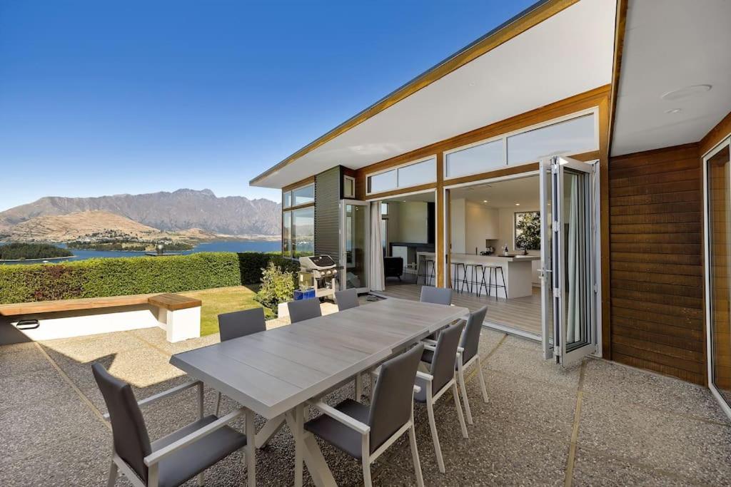 Whakata On Whitbourn Holiday home *
