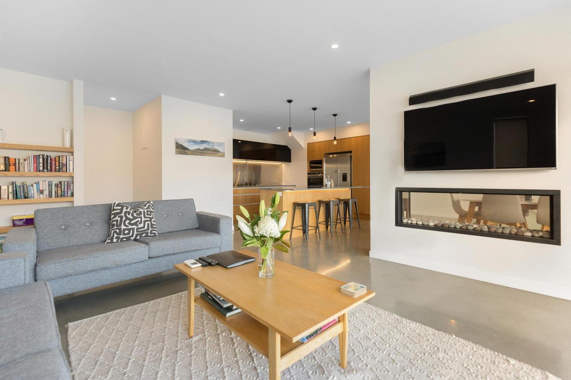 High Rise Views Luxury Retreat Queenstown