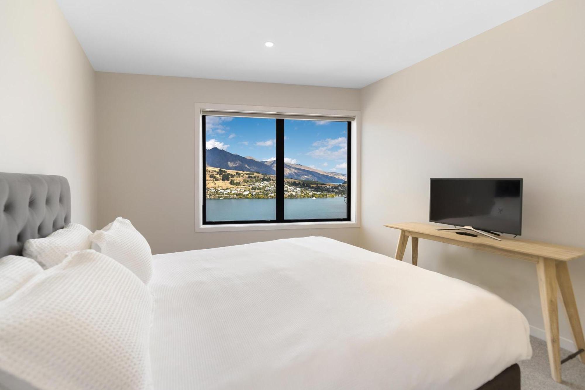 Holiday home High Rise Views Luxury Retreat *