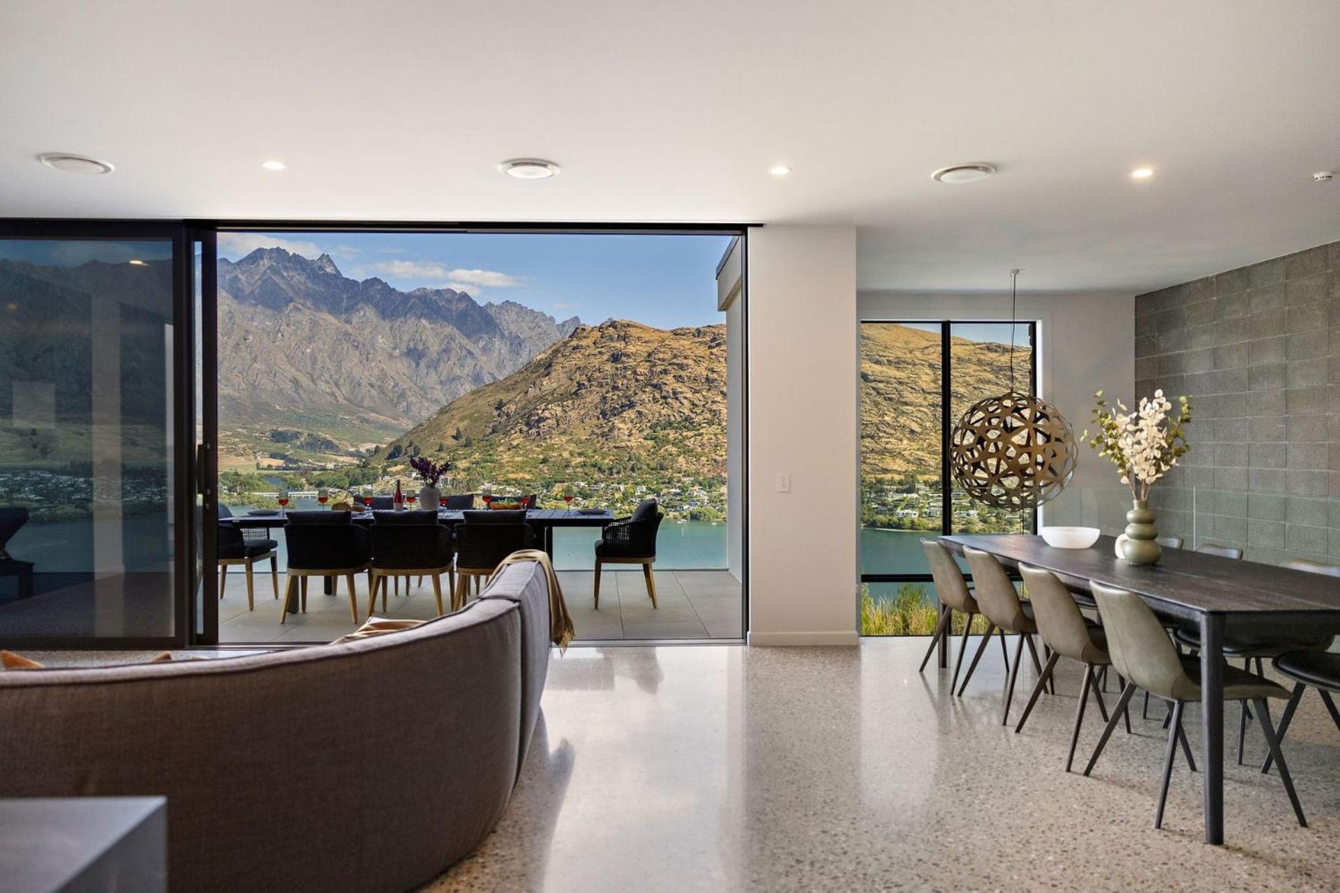 Elevated Elegance * Queenstown