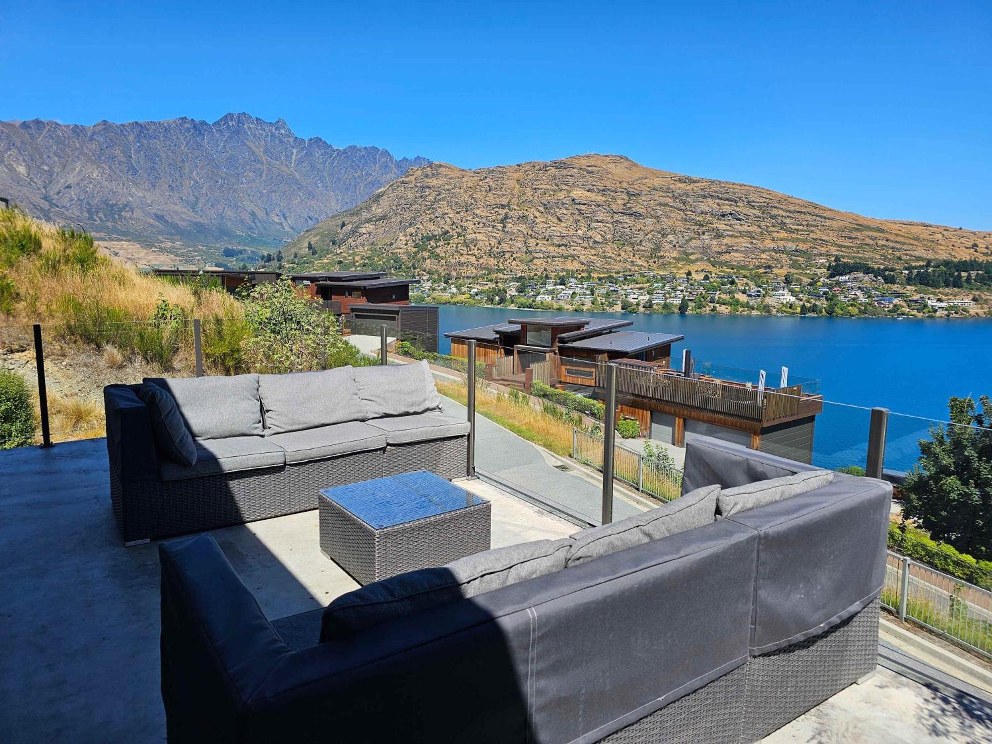 Holiday home Stunning Views - Townhouse Queenstown