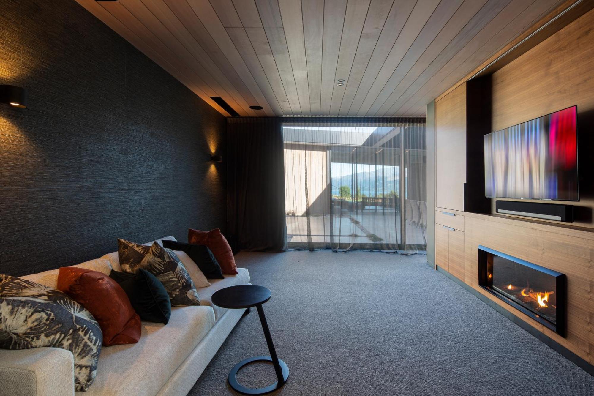 Falconridge Jacks Point By Sotheby's Luxury Homes * Queenstown