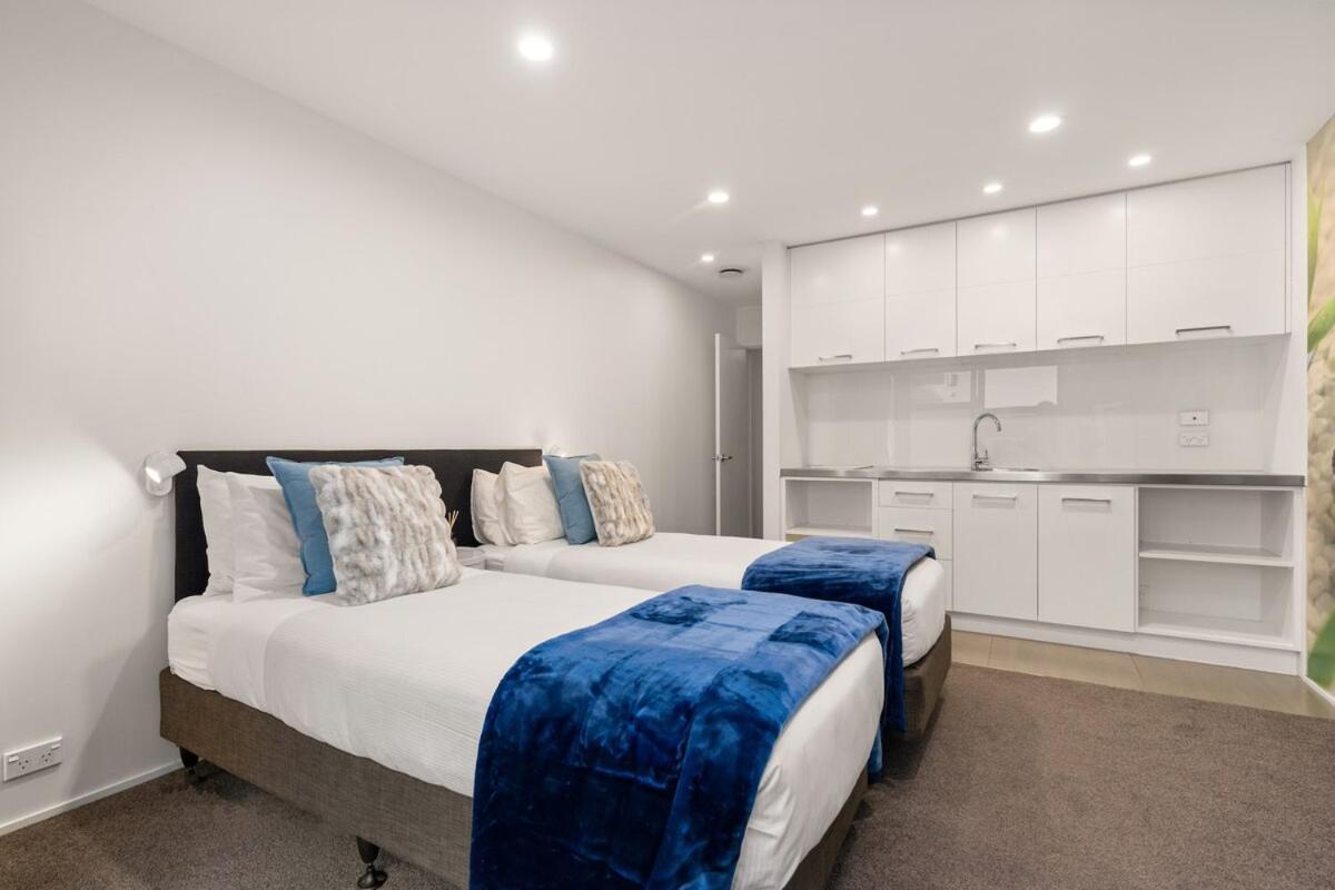 Beeches - Downtown In Luxury Apartment