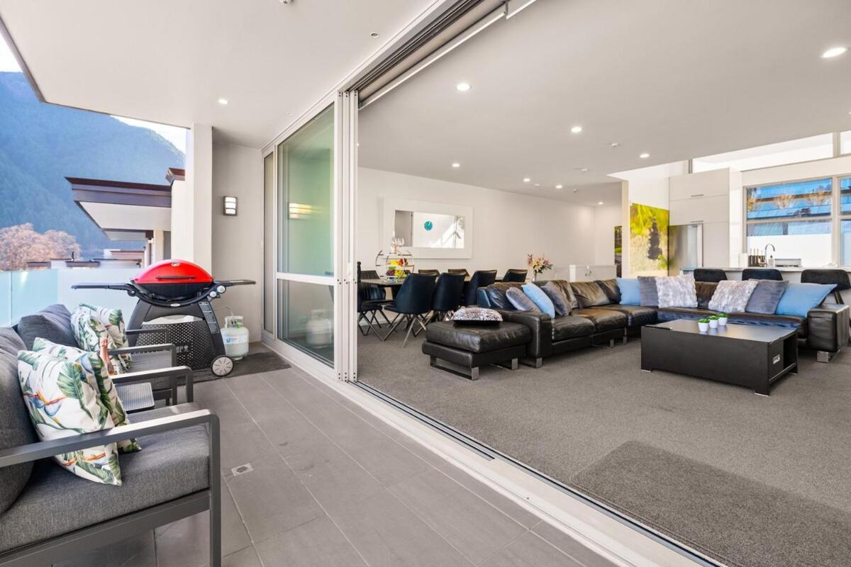 Beeches - Downtown In Luxury Apartment