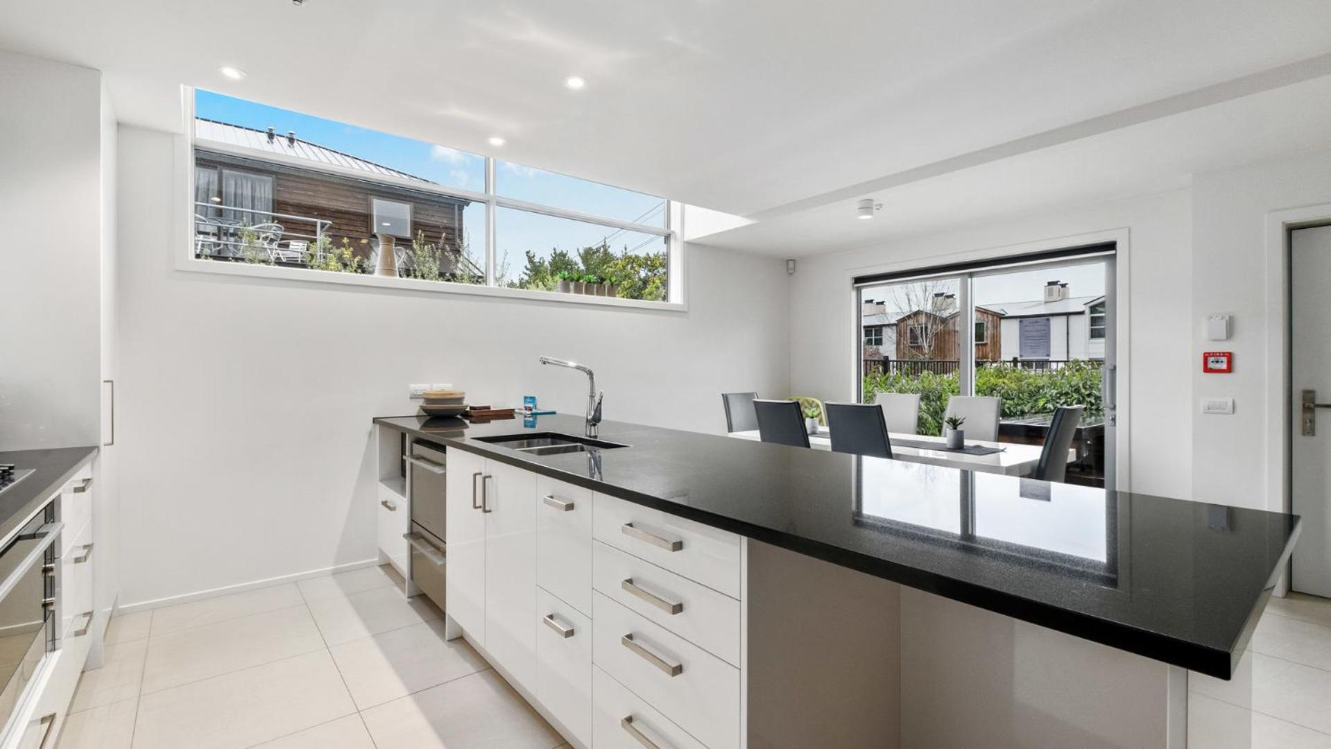 Diamond Luxury Apartment