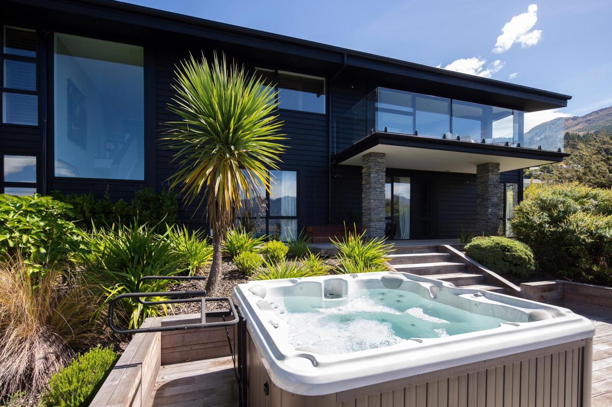 11 Aspen Grove - Stunning Views And Pool Villa *